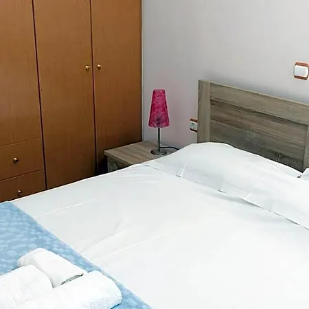 Otel Galaxy Ástros